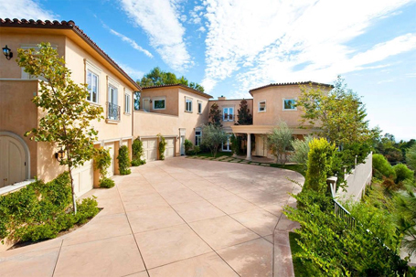 Mariah Carey rents huge mansion in Beverly Hills | mcarchives.com