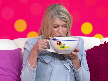 Martha Stewart makes plea to Mariah Carey | mcarchives.com