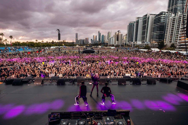 Live review: Fridayz Live 2025 featuring Mariah Carey | mcarchives.com