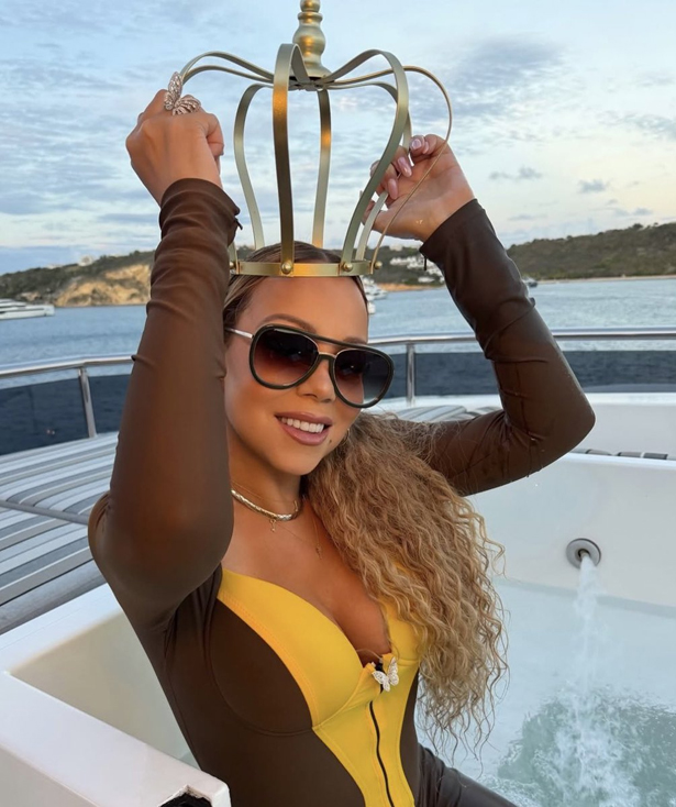 Mariah Carey shares jaw-dropping vacation photos  | mcarchives.com