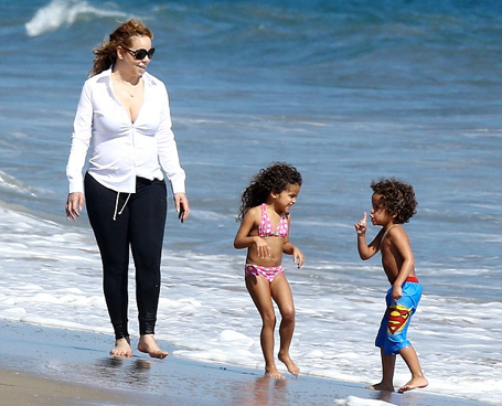 Mariah Carey is uncharacteristically casual | mcarchives.com