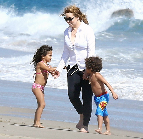 Mariah Carey is uncharacteristically casual | mcarchives.com