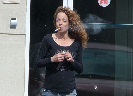 Dying sister of Mariah Carey sends a video plea | mcarchives.com